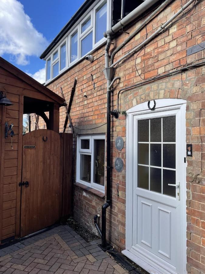 The Corner House, 36, Broadway Road, Appartement Evesham Buitenkant foto